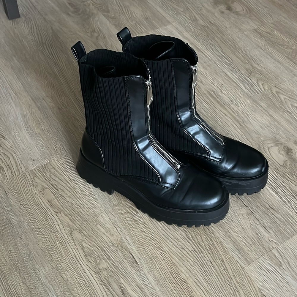 Zara chunky boot